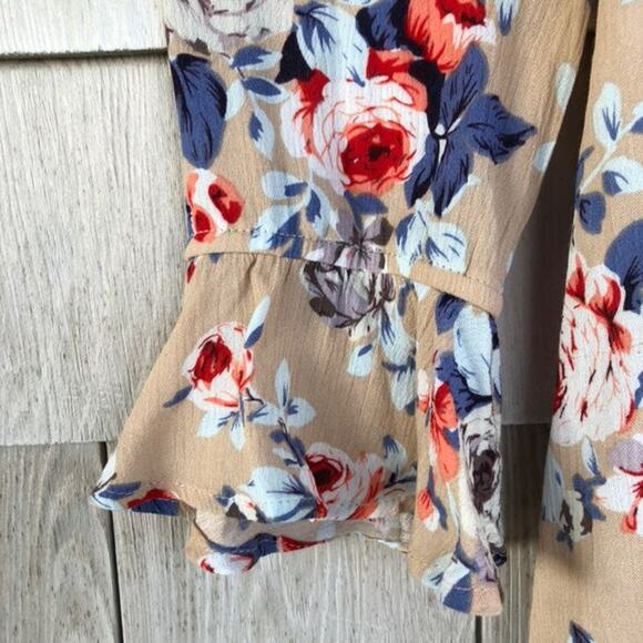 Altar’d State Long Sleeved Floral Blouse Tan Blue Red Women's Small - Picture 4 of 7